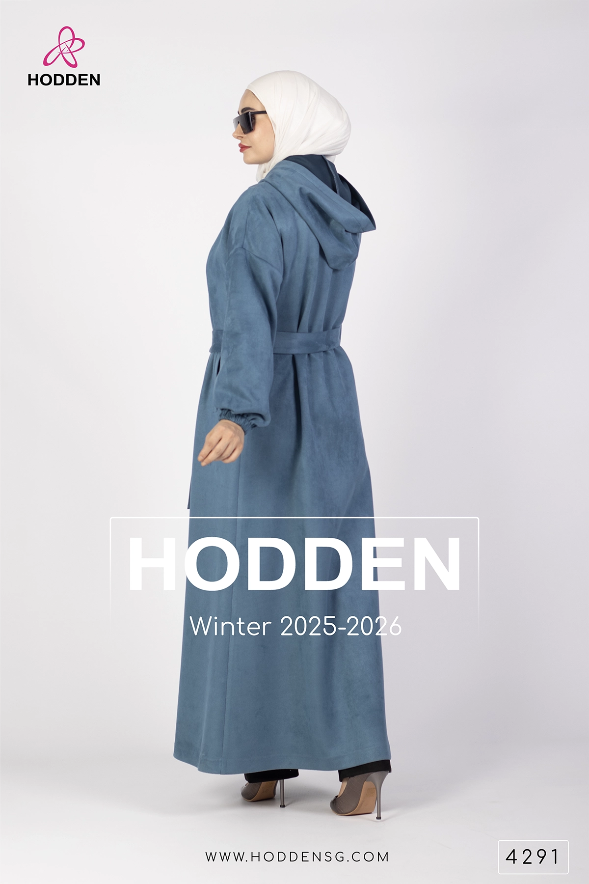 ⁦عباية مخمل بروش على الرده -4291⁩ - الصورة ⁦6⁩