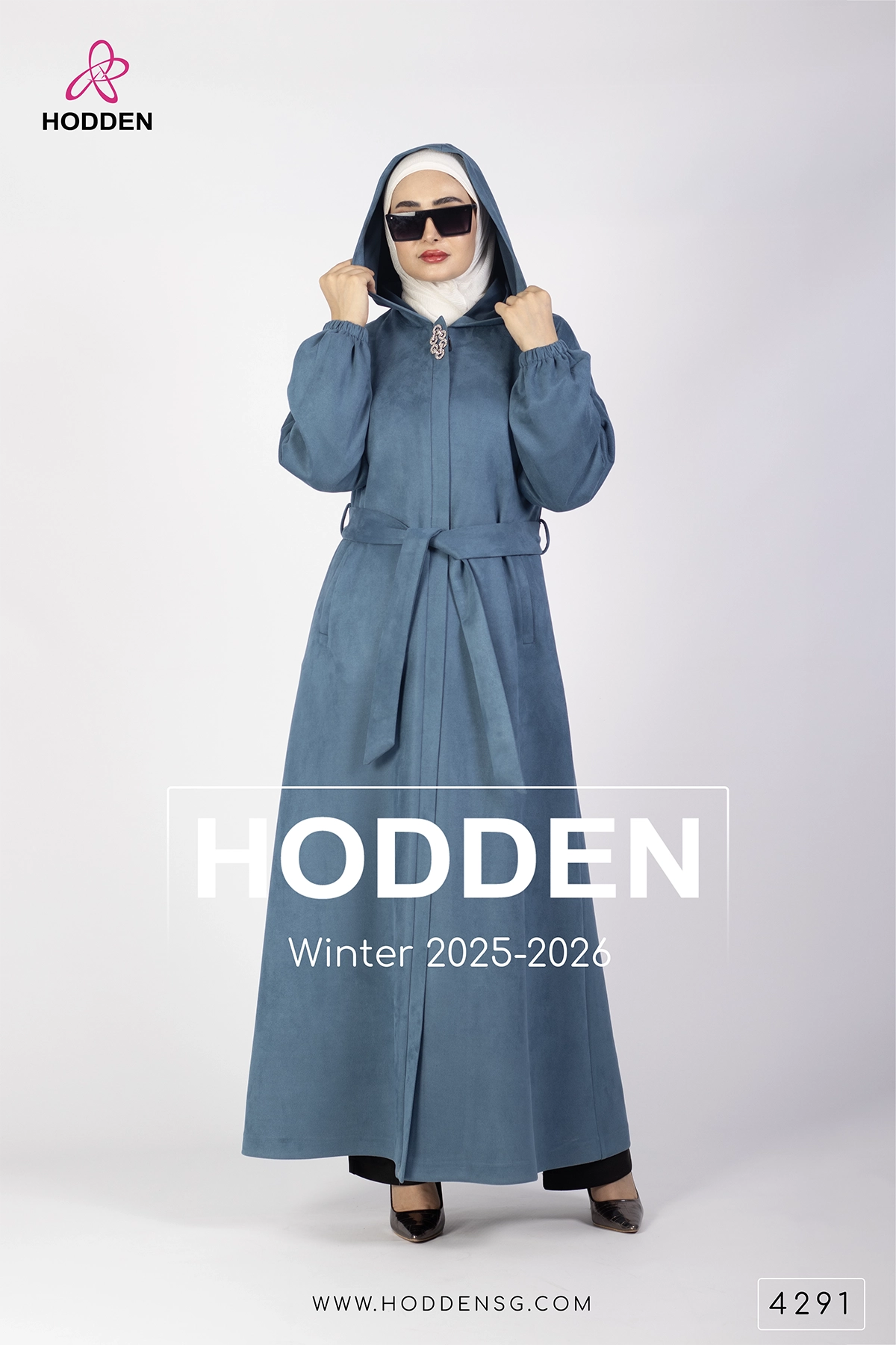 ⁦عباية مخمل بروش على الرده -4291⁩ - الصورة ⁦4⁩