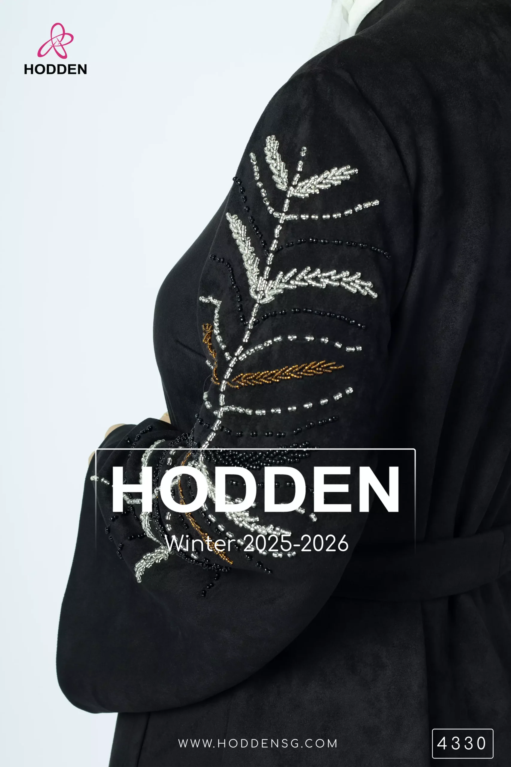 ⁦عباية مخمل كم عرق - 4330⁩ - الصورة ⁦4⁩