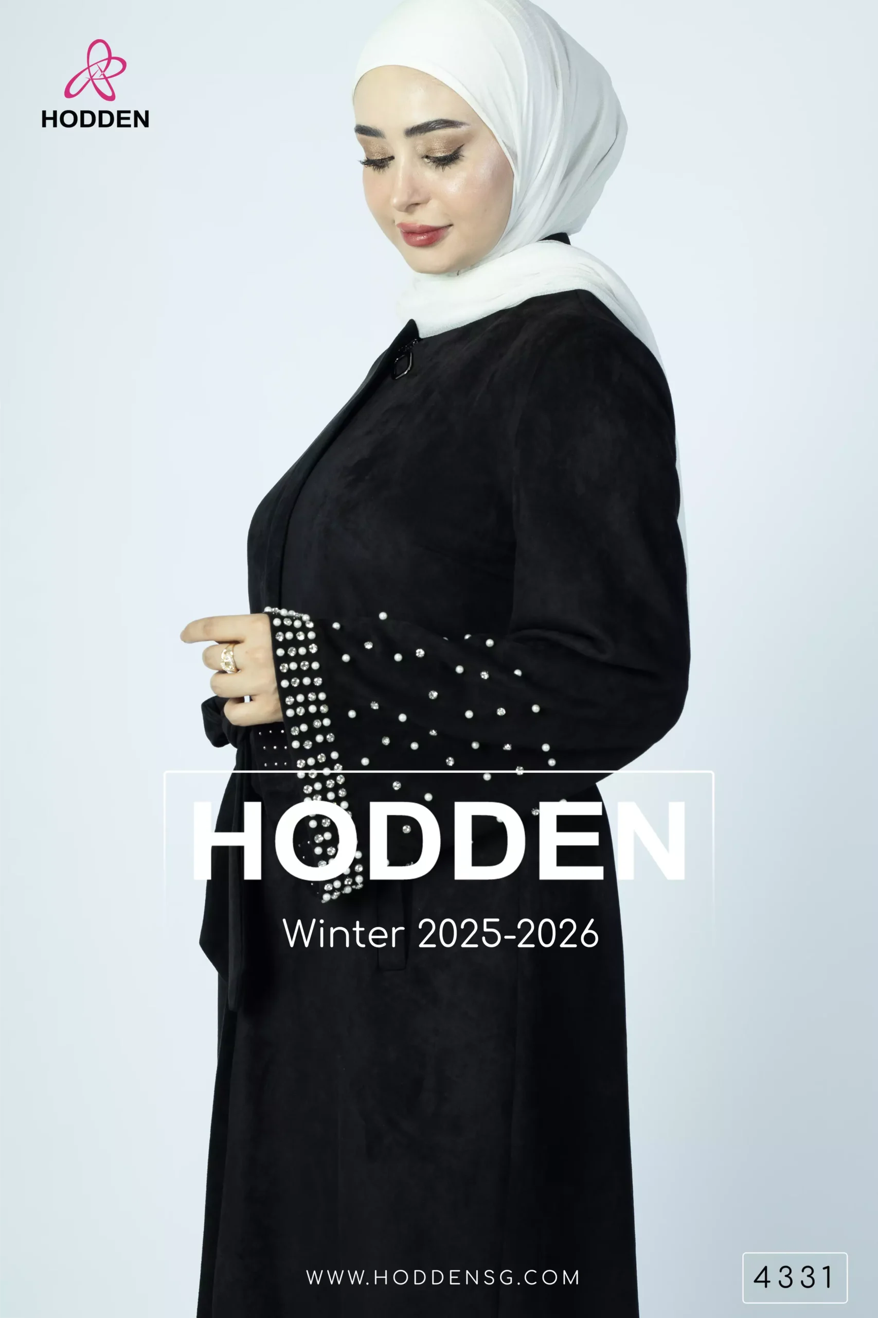 ⁦عباية مخمل كم شك لولو والماس - 4331⁩ - الصورة ⁦5⁩