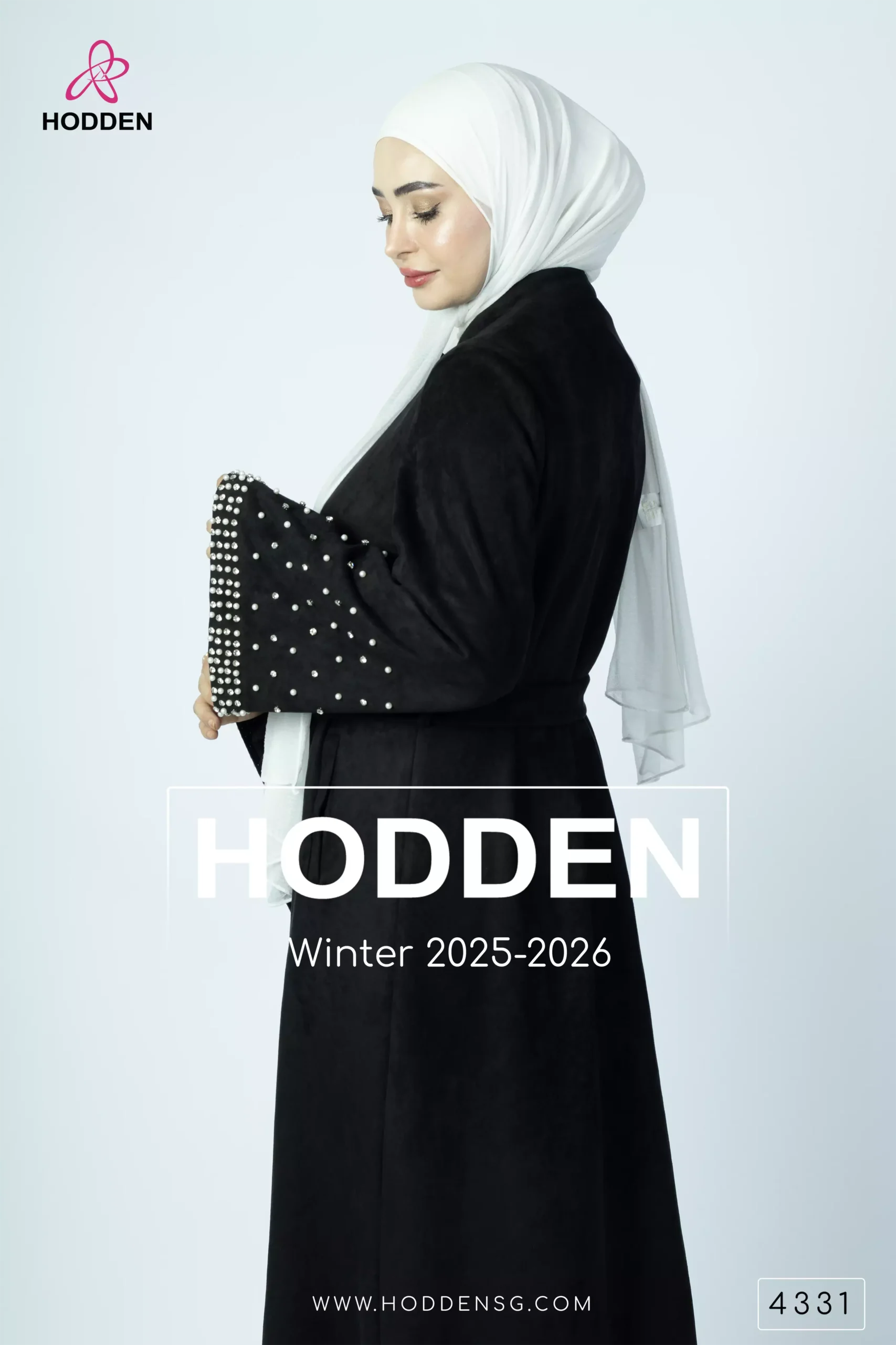 ⁦عباية مخمل كم شك لولو والماس - 4331⁩ - الصورة ⁦3⁩