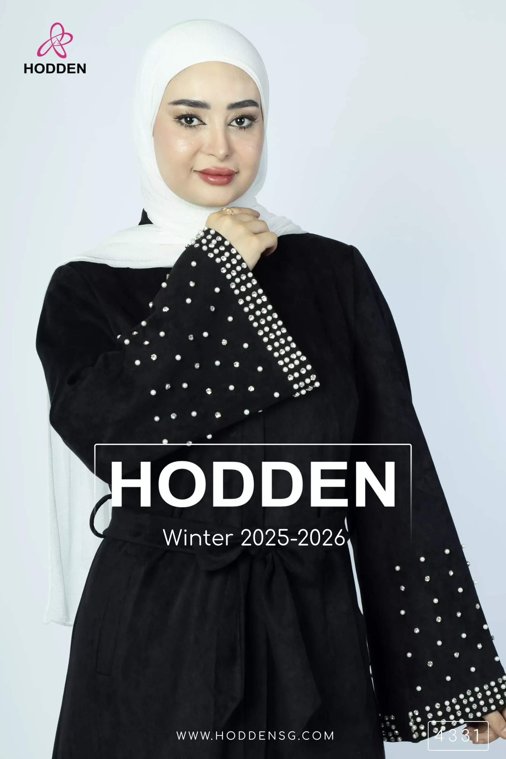 ⁦عباية مخمل كم شك لولو والماس - 4331⁩ - الصورة ⁦2⁩