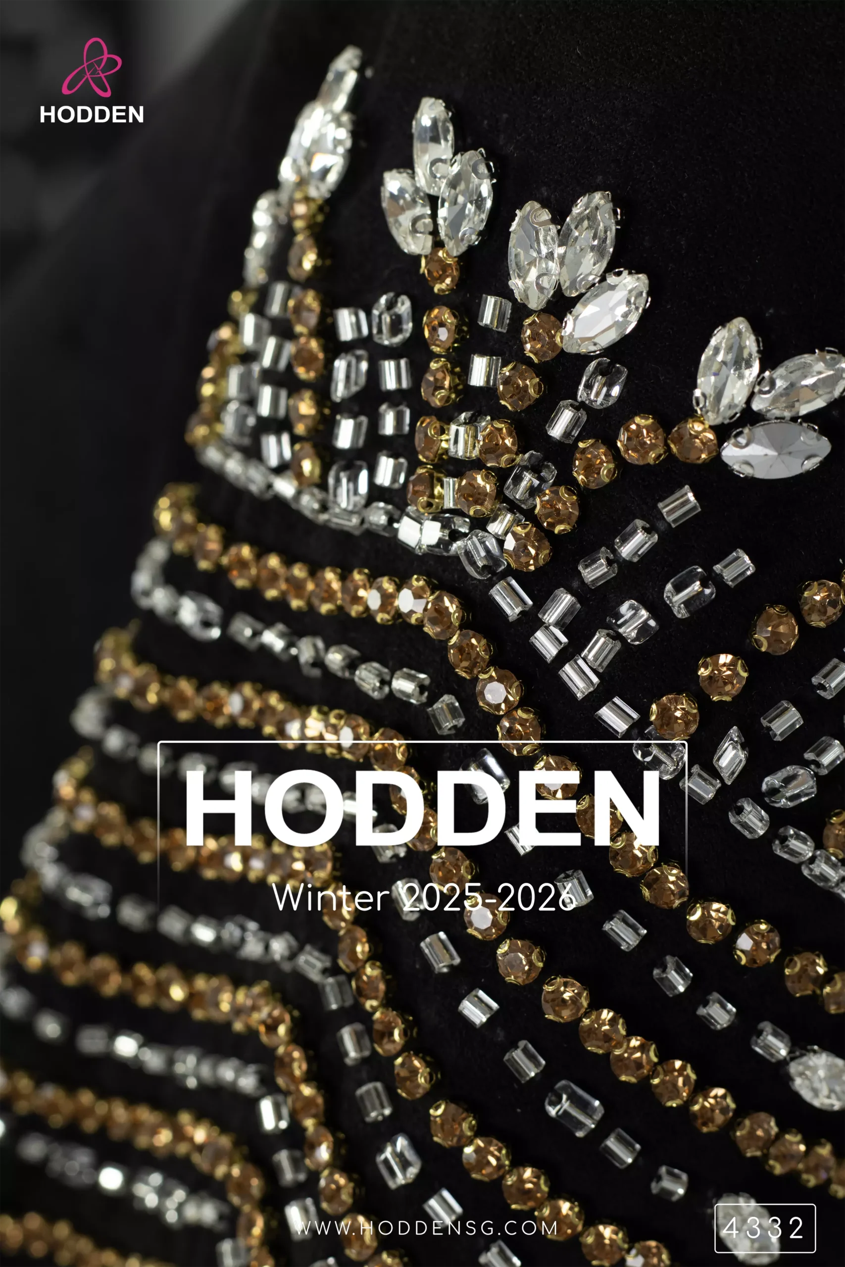 ⁦عباية مخمل سويد شك سنبله - 4332⁩ - الصورة ⁦9⁩