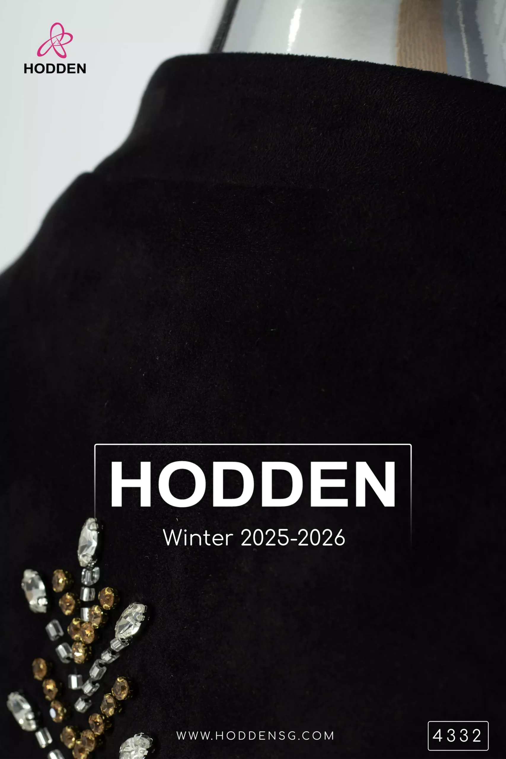 ⁦عباية مخمل سويد شك سنبله - 4332⁩ - الصورة ⁦7⁩