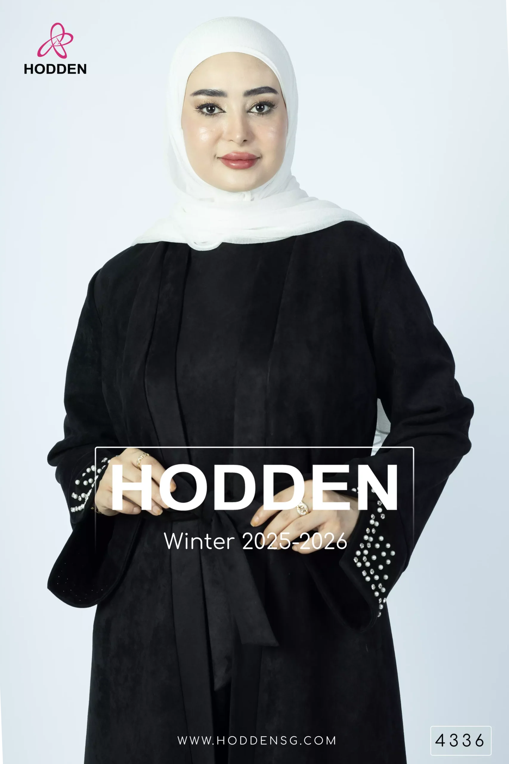 ⁦عباية مخمل سويد مع فستان - 4336⁩ - الصورة ⁦5⁩