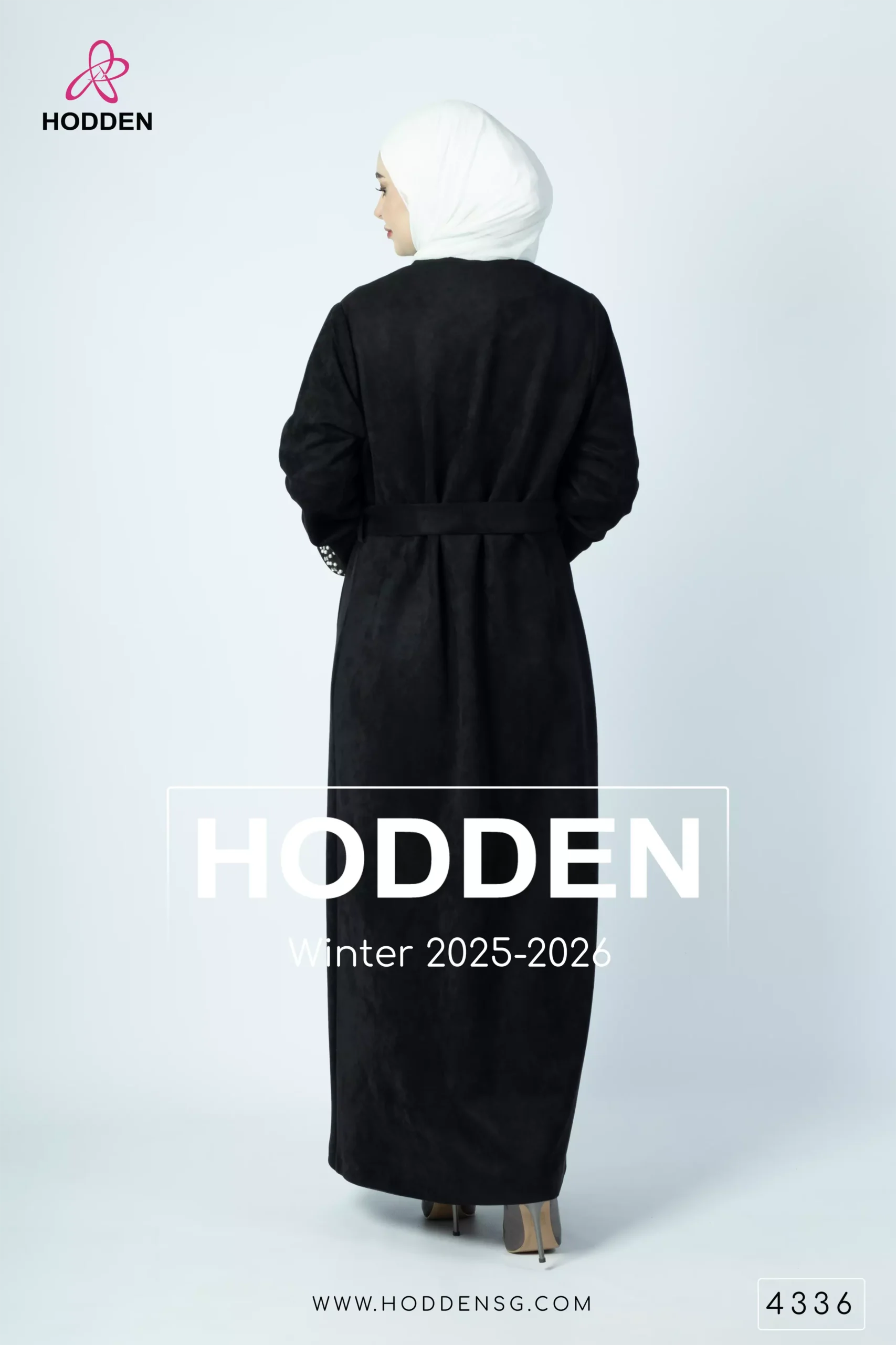 ⁦عباية مخمل سويد مع فستان - 4336⁩ - الصورة ⁦4⁩