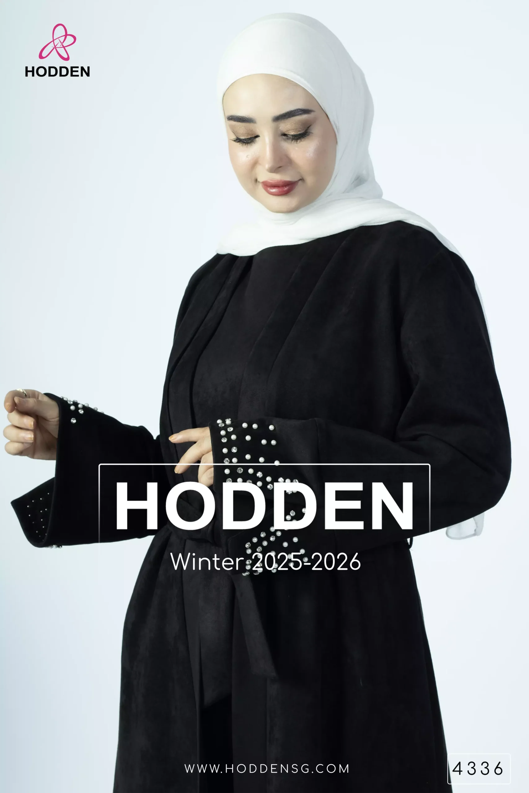 ⁦عباية مخمل سويد مع فستان - 4336⁩ - الصورة ⁦2⁩