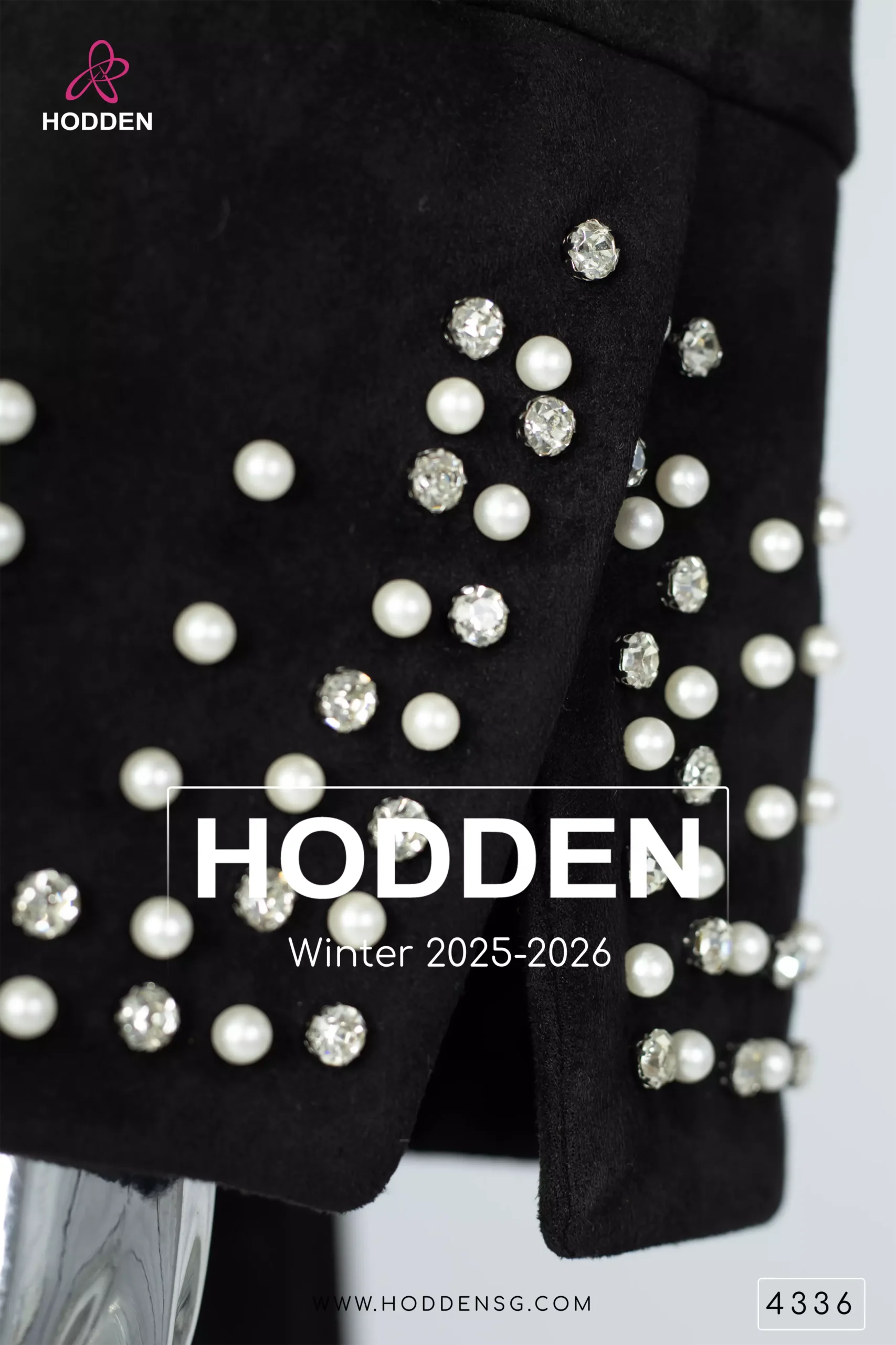 ⁦عباية مخمل سويد مع فستان - 4336⁩ - الصورة ⁦10⁩