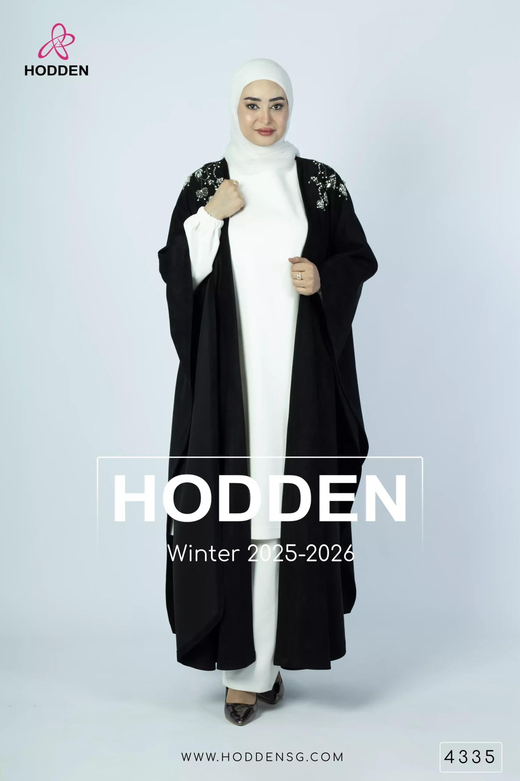 عباية مخمل سويد مع طقم بنطال- 4335