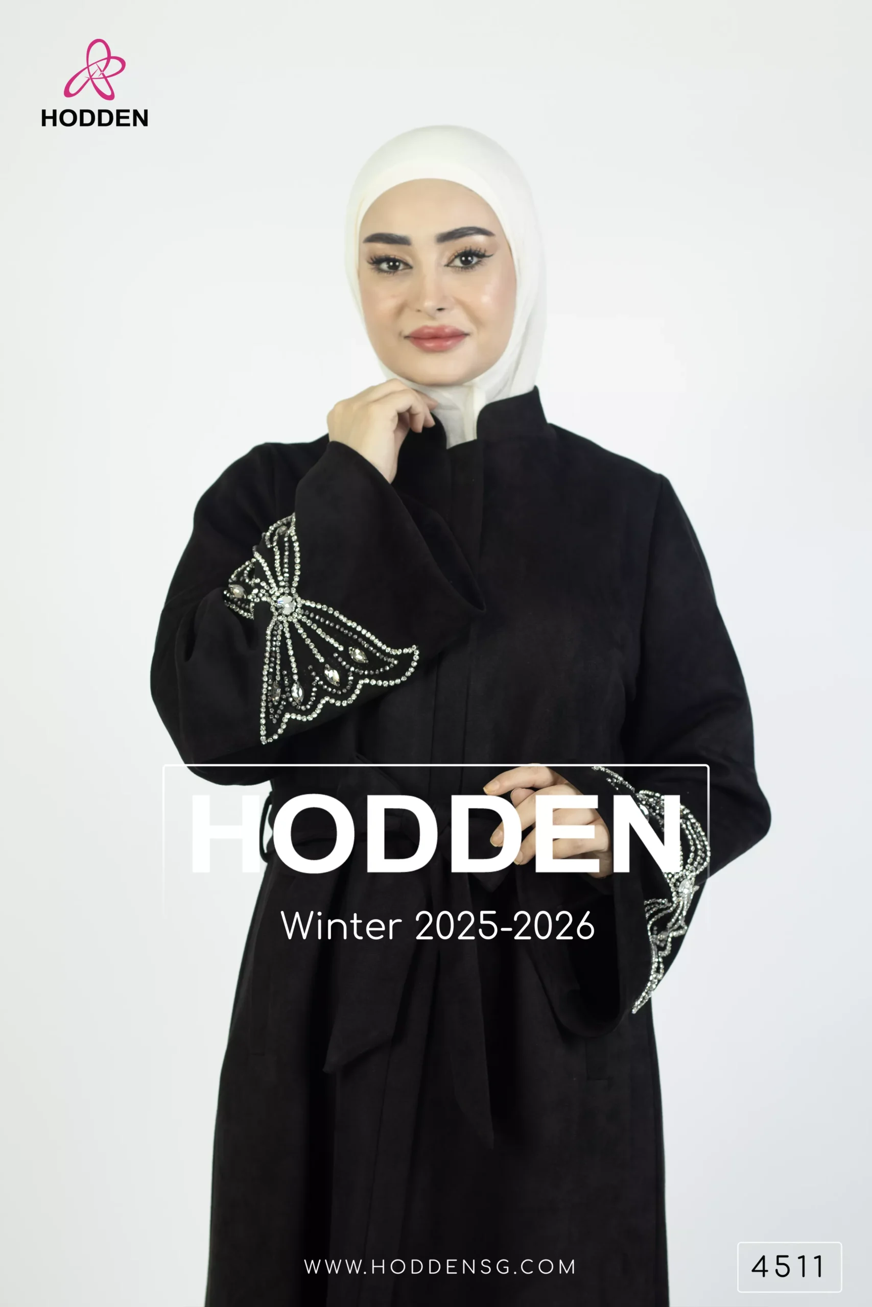 ⁦عباية مخمل سويد - 4511⁩ - الصورة ⁦4⁩