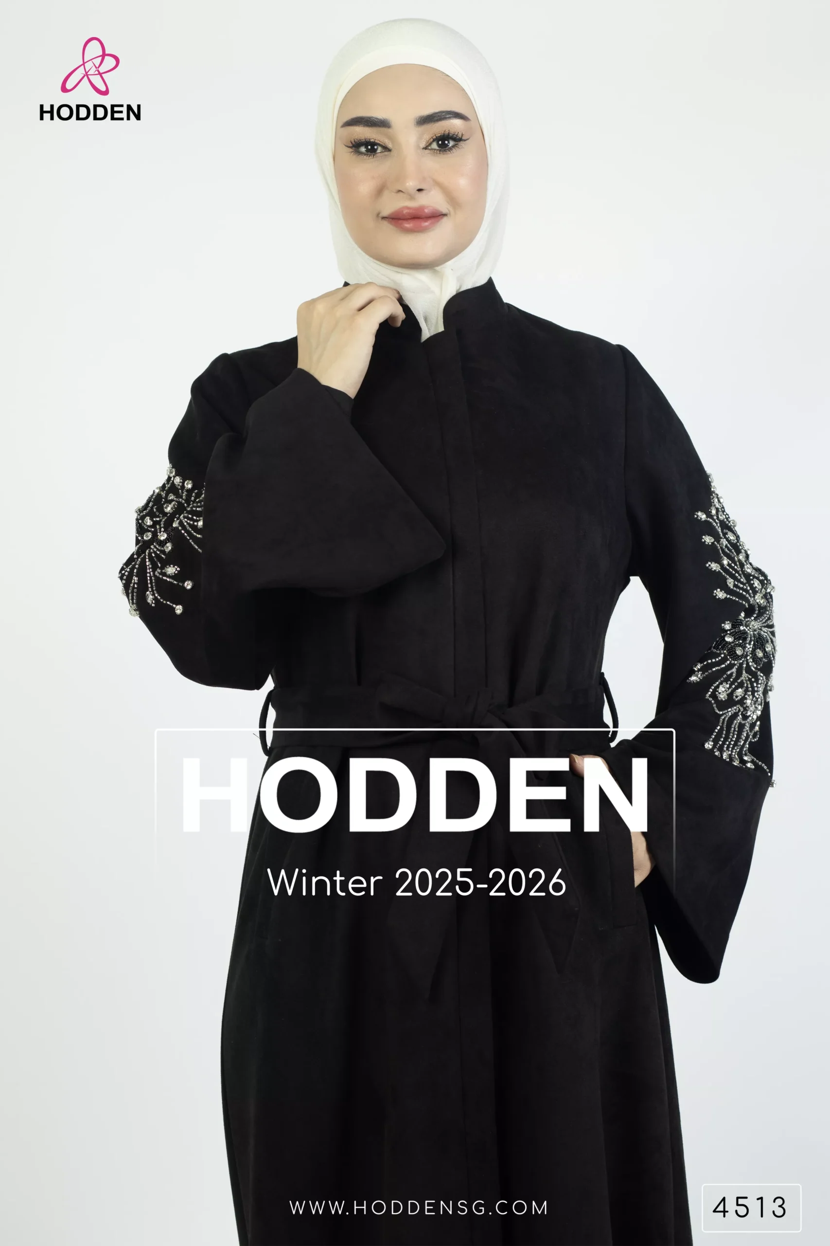 ⁦عباية مخمل سويد - 4513⁩ - الصورة ⁦6⁩