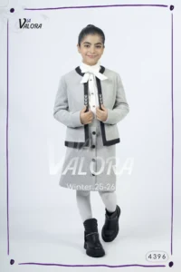 طقم بناتي 3 قطع – جوخ ممزوج – طول 45 سم – 4396