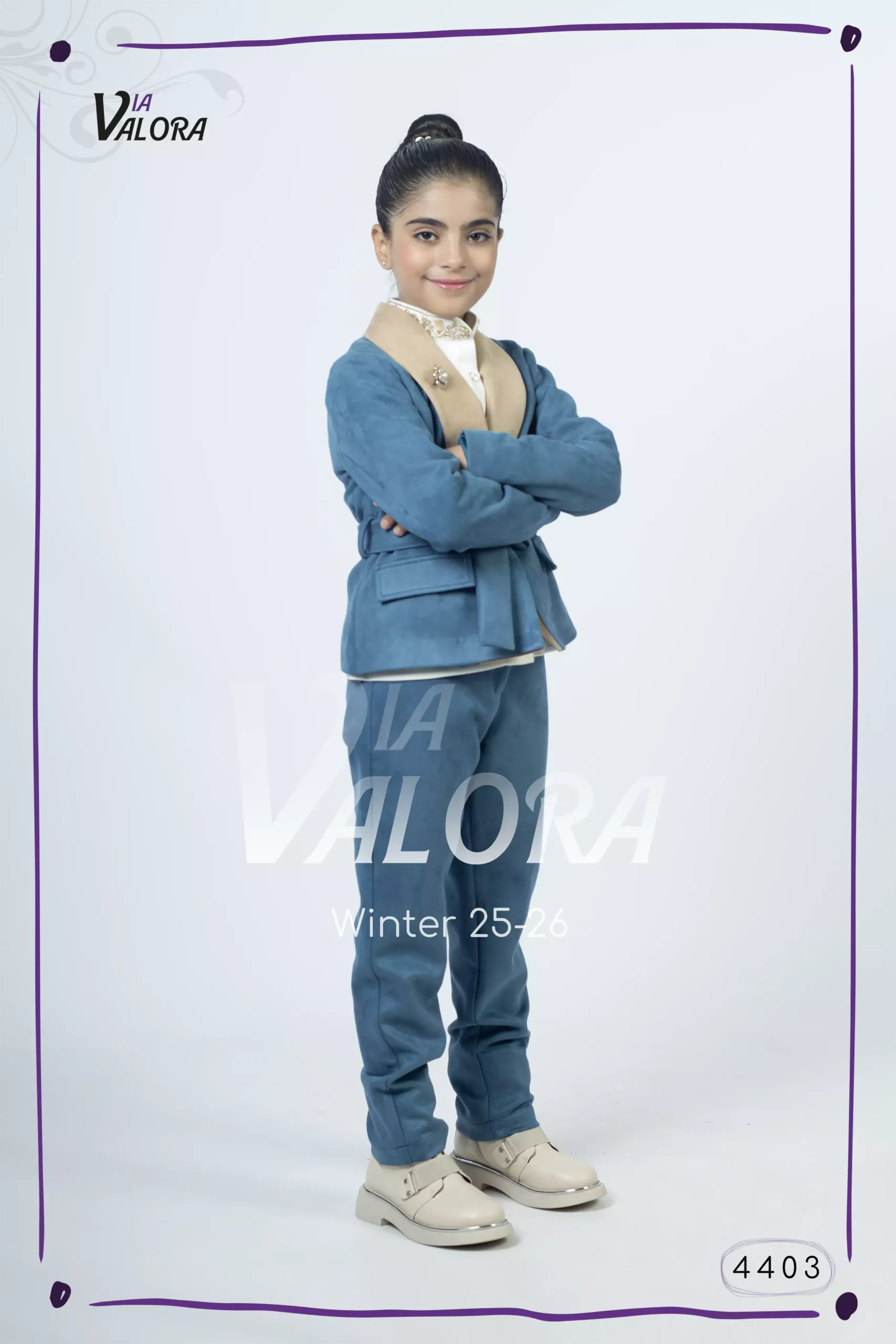 ⁦طقم بناتي 3 قطع – مخمل سويد – طول 45 سم - 4403⁩ - الصورة ⁦2⁩