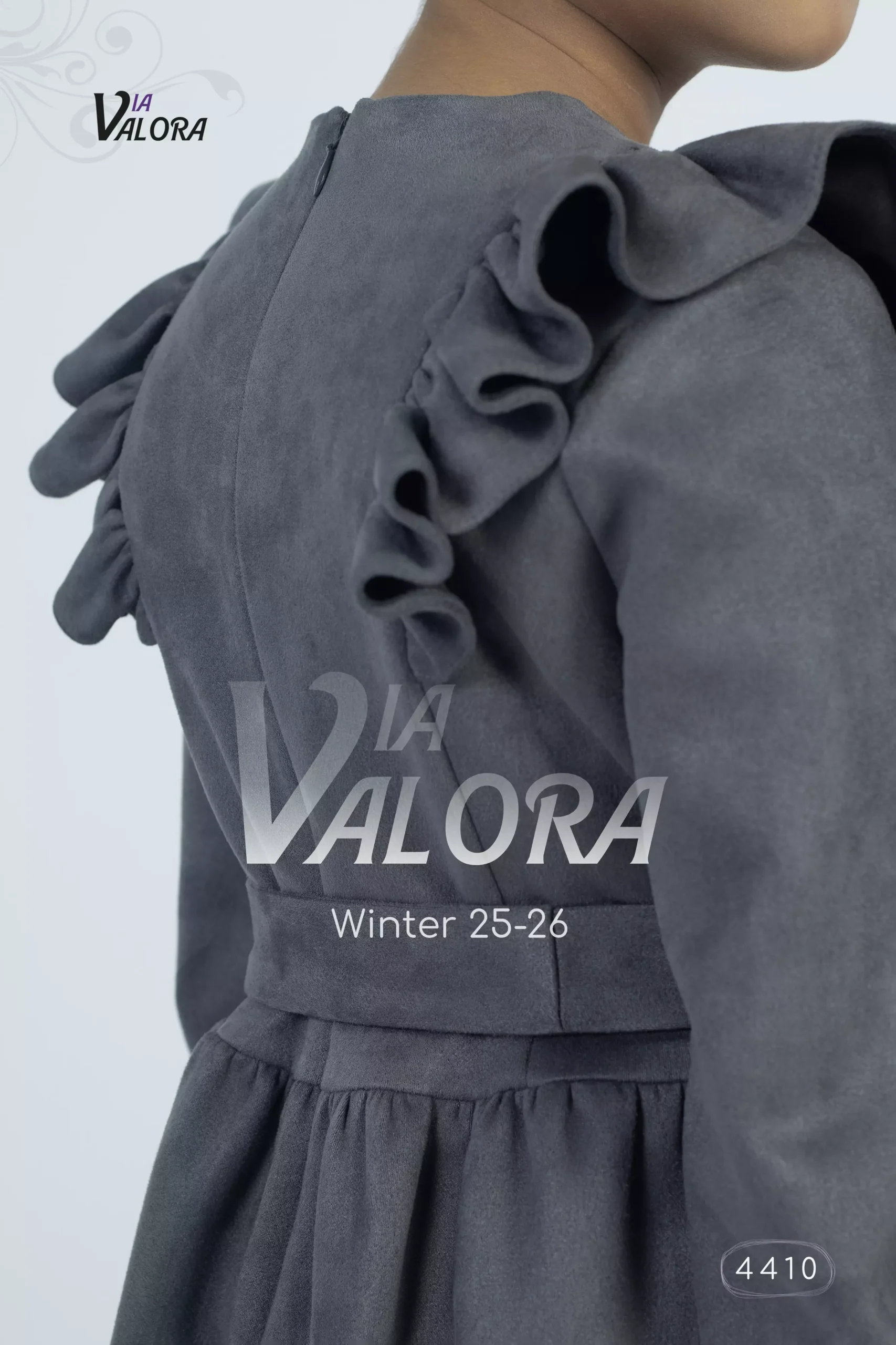 ⁦فستان بناتي – سويد مخمل – طول 80 سم - 4410⁩ - الصورة ⁦5⁩