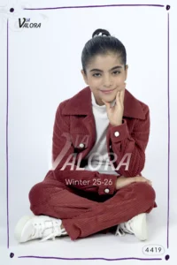 طقم بناتي 3 قطع – مخمل – طول 45 سم – 4419