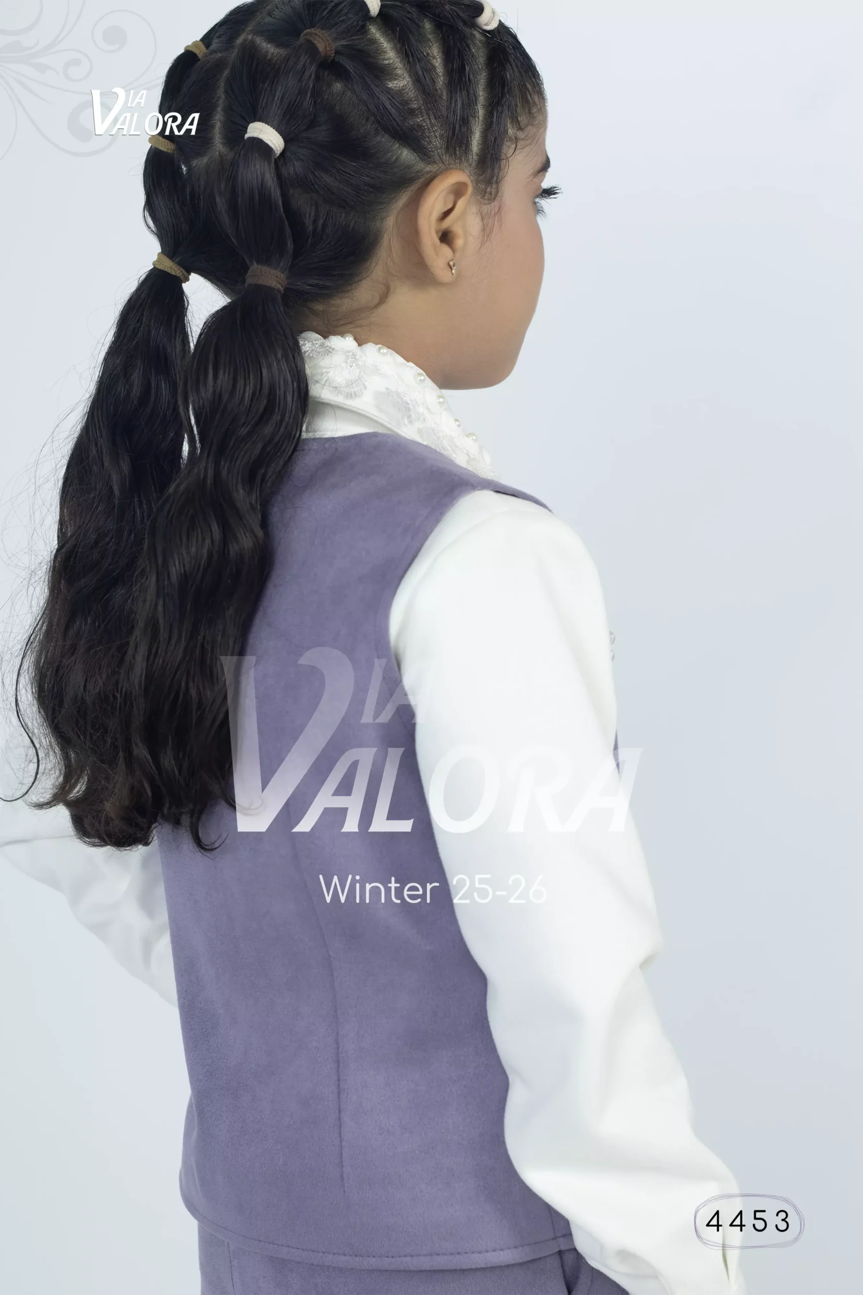 ⁦طقم بناتي 3 قطع – سويد مخمل – طول 45 سم - 4453⁩ - الصورة ⁦7⁩