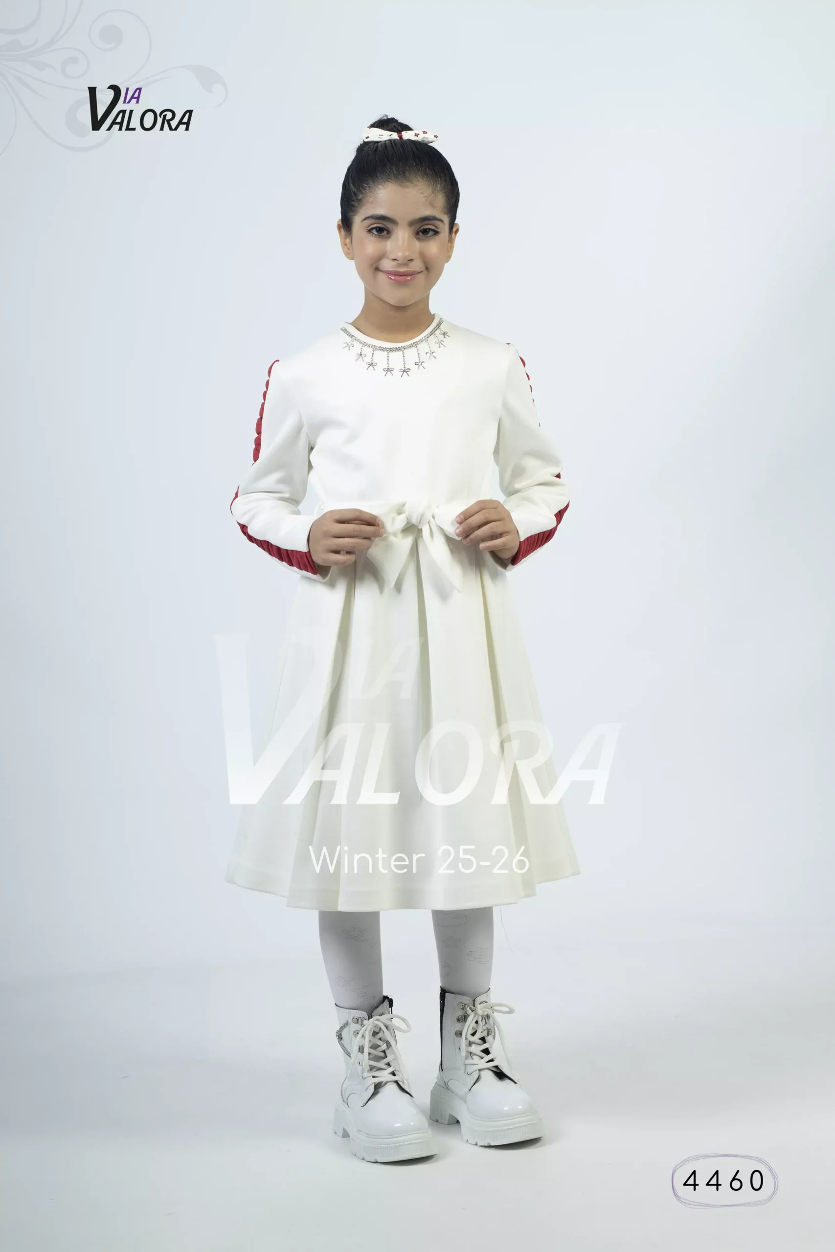 ⁦طقم بناتي قطعتين – سويد مخمل – طول 45 سم - 4460⁩ - الصورة ⁦3⁩