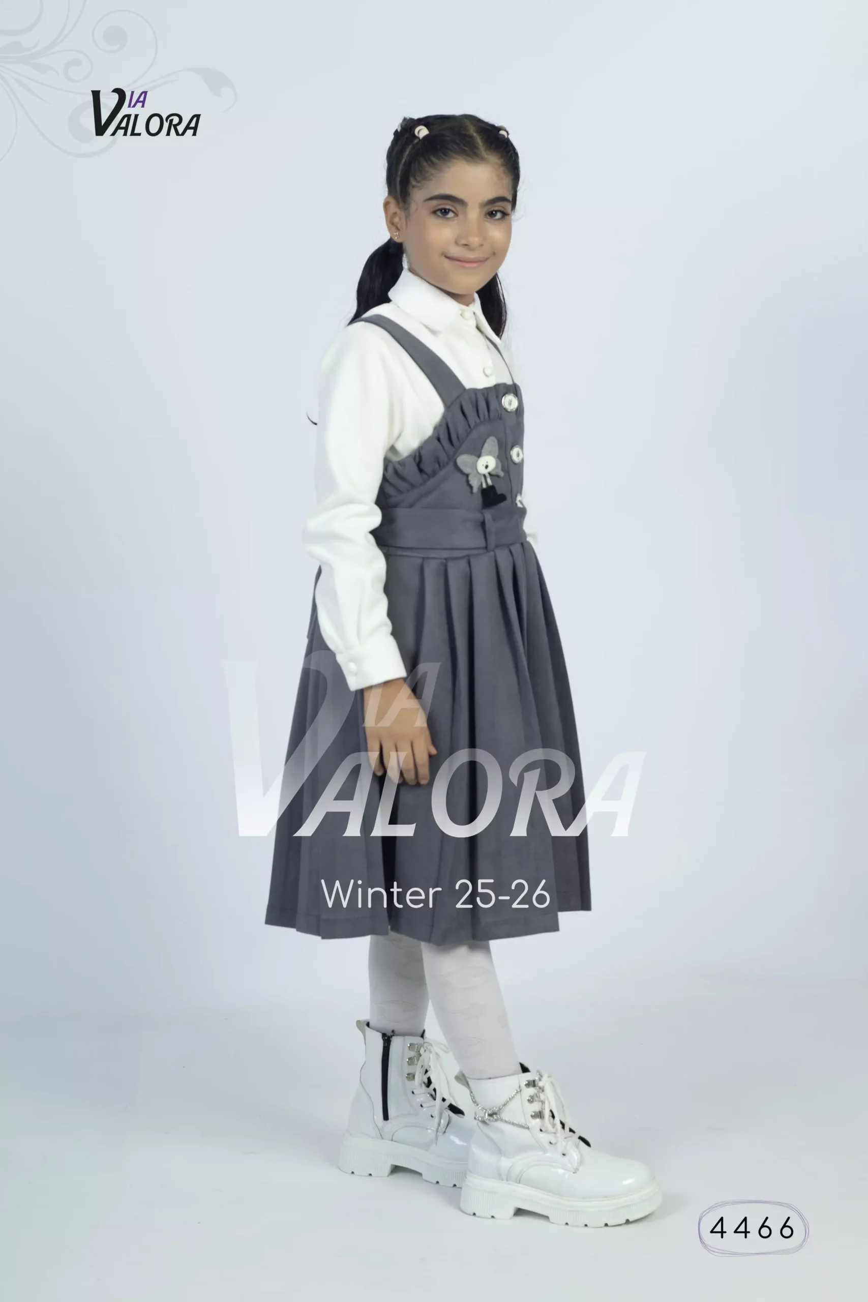 ⁦طقم بناتي قطعتين – سويد مخمل – طول 80 سم - 4466⁩ - الصورة ⁦2⁩