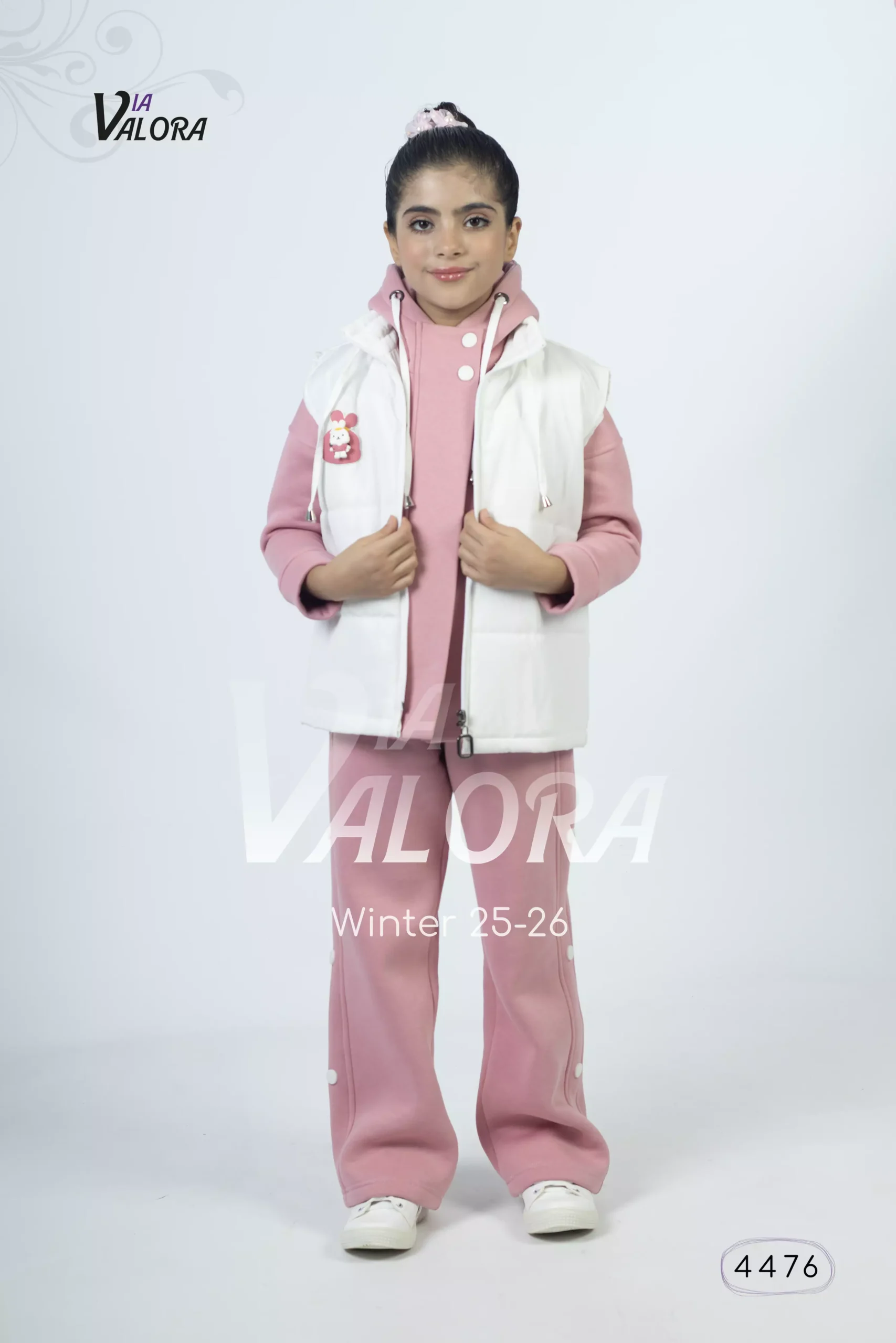 ⁦طقم بناتي 3 قطع – قماشة فليس مع برشوت – طول 50 سم - 4476⁩ - الصورة ⁦3⁩