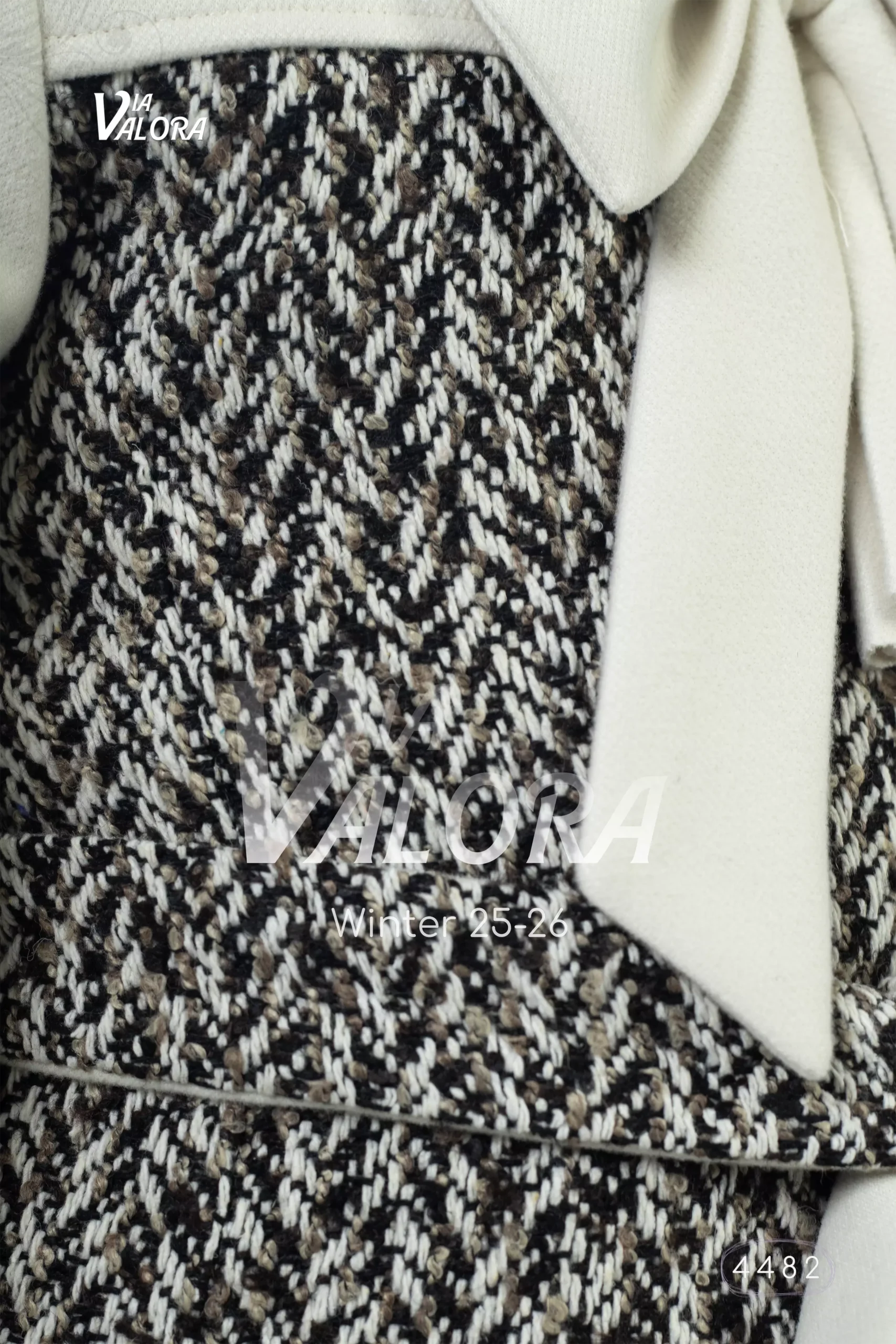 ⁦فستان بناتي – جوخ ممزوج – طول 80 سم - 4482⁩ - الصورة ⁦4⁩